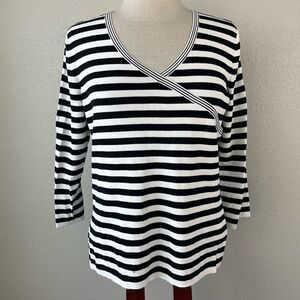 Style and Co Black and White Striped V-Neck Top Size L EUC